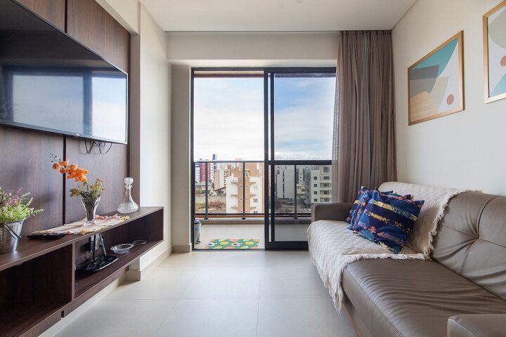 Room 9 of 38