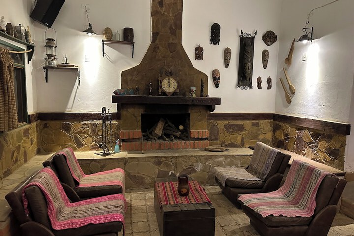 Room 8 of 15