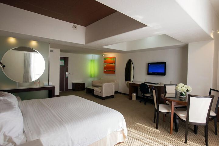 Room 21 of 81