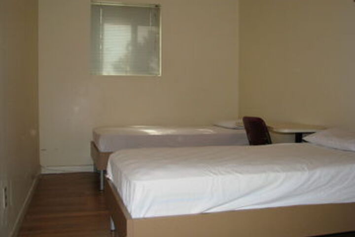 Room 9 of 15