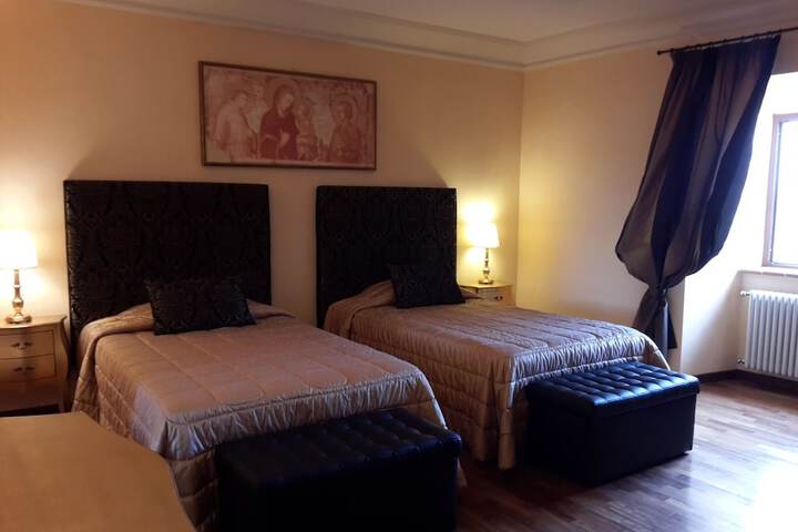 Room 29 of 95