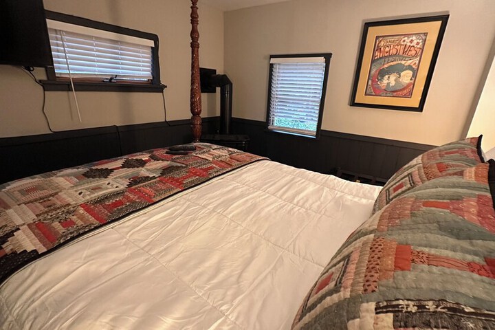 Room 74 of 203