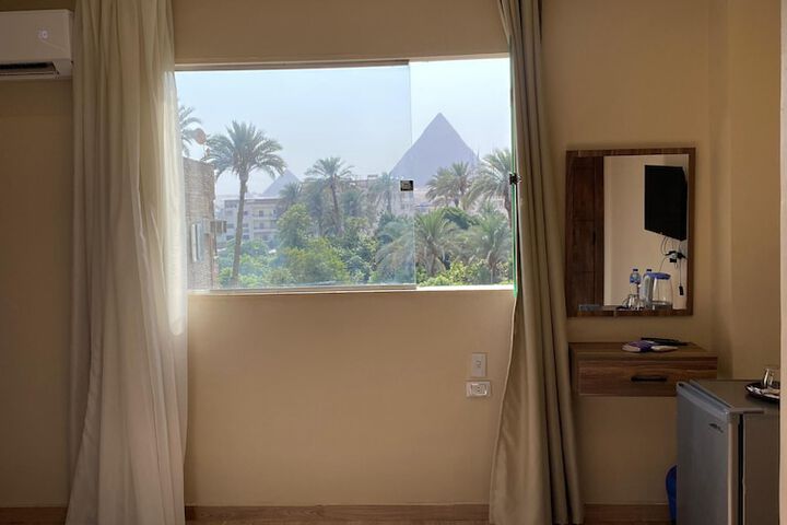 Room 25 of 109