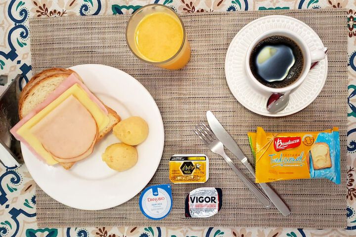 Breakfast meal