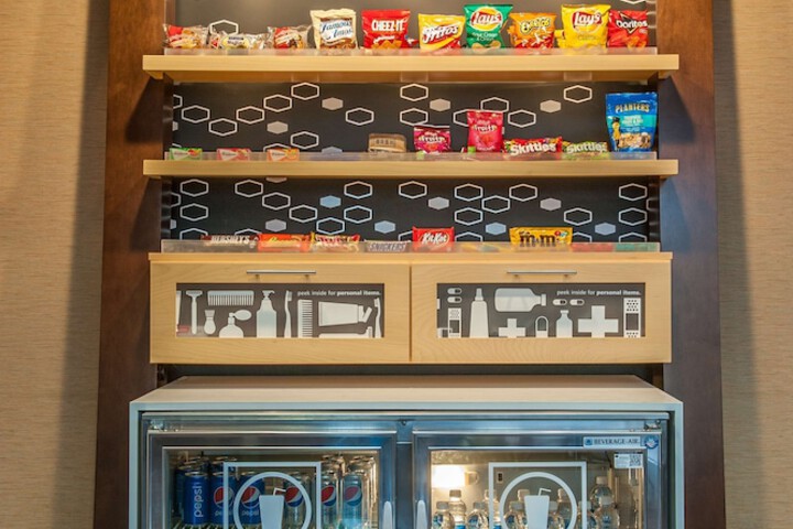 Snack bar