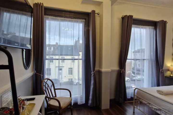 Room 168 of 263