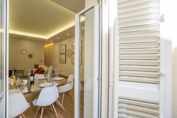 Room 15 of 60