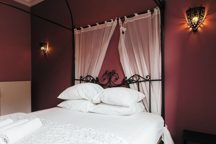 Room 4 of 69