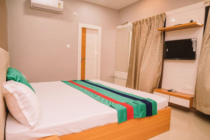 Room 7 of 36