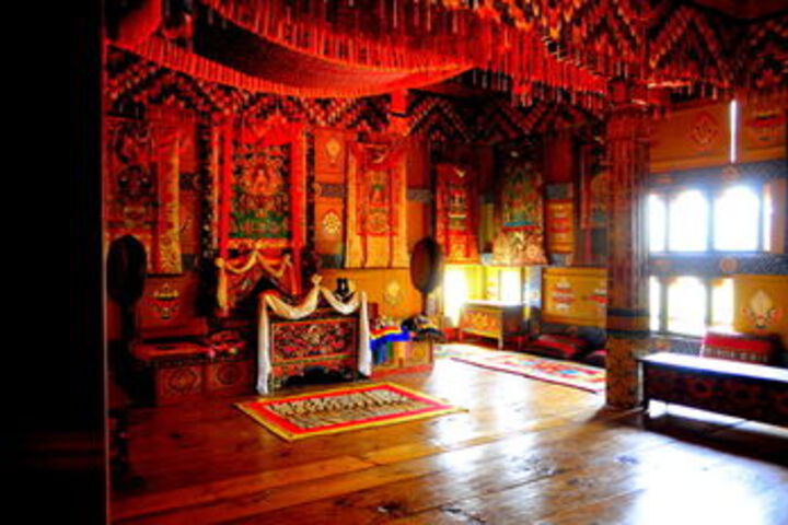 Ballroom/Hall 11 of 18