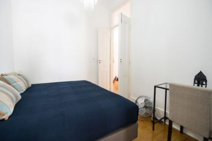 Room 53 of 263