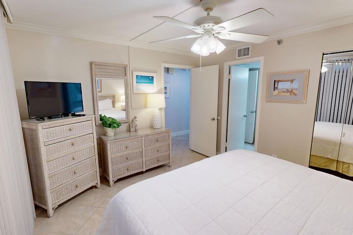 Room 4 of 69
