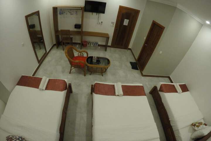 Room 19 of 40