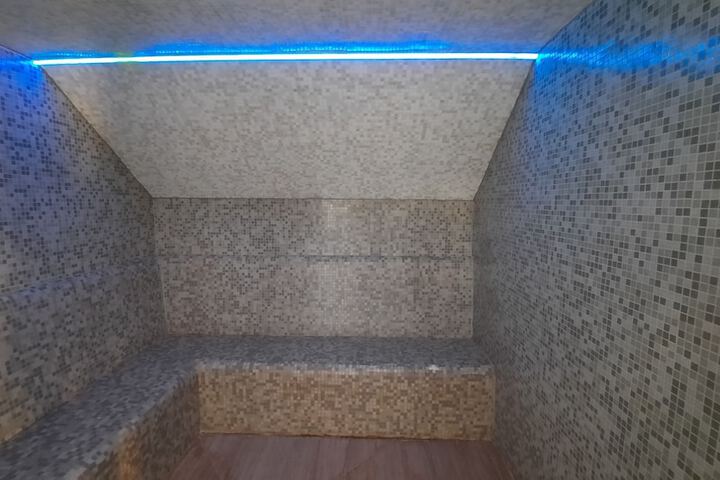 Room 29 of 74