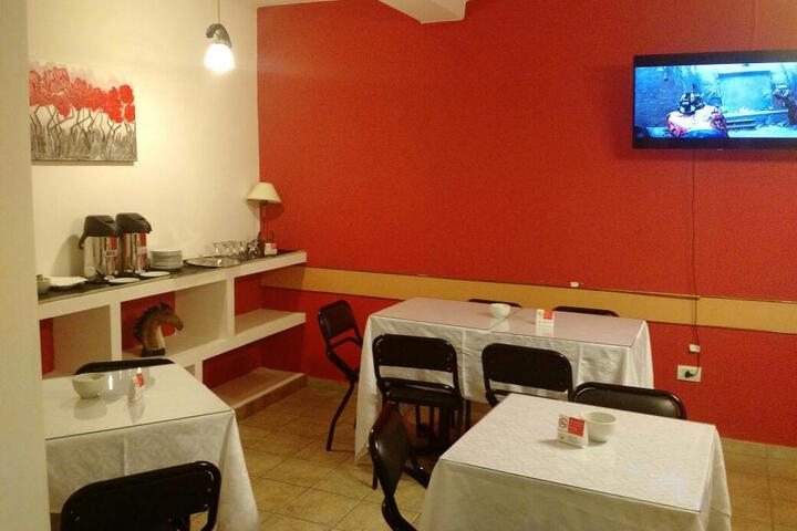 Dining 17 of 27