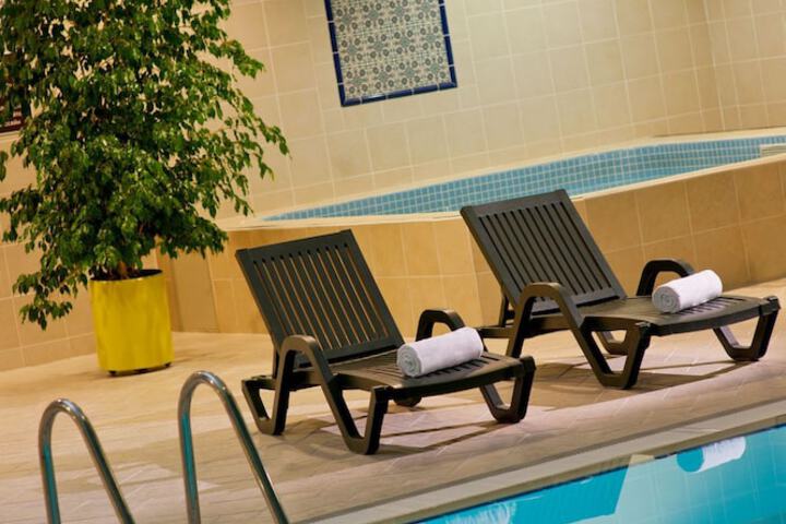 Pool Hotel