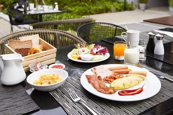 Breakfast area