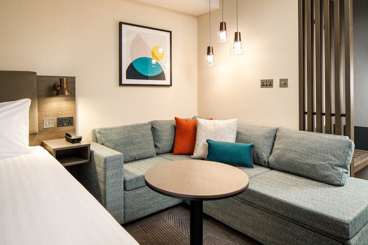 Room 21 of 108