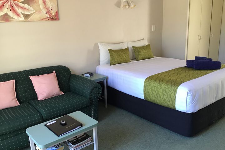 Room 30 of 68