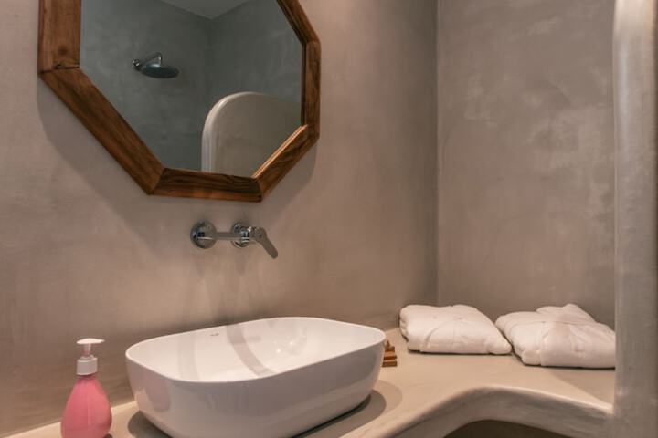 Bath Amenities