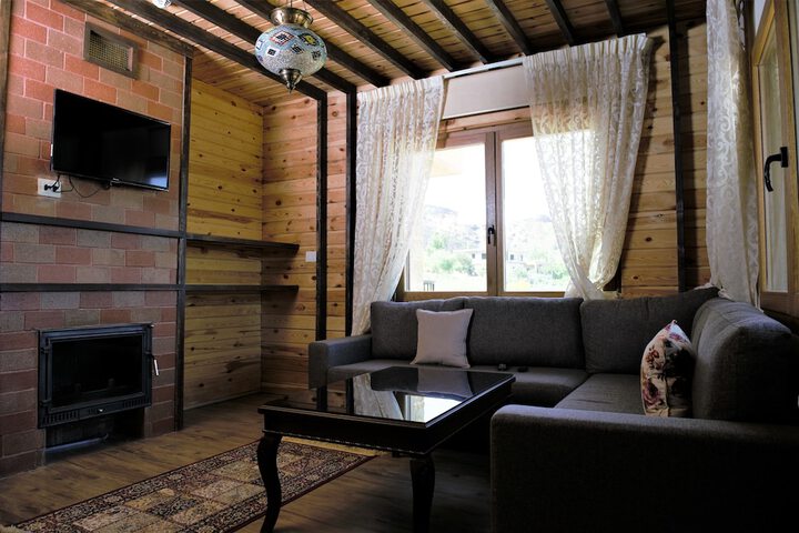 Room 10 of 22
