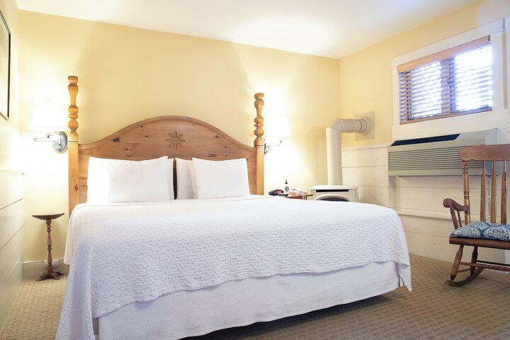 Room 16 of 37