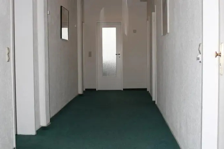 Room 3 of 9