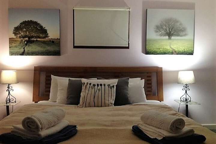 Room 2 of 72