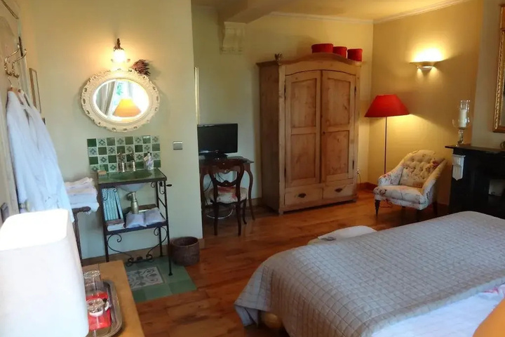 guest_rooms