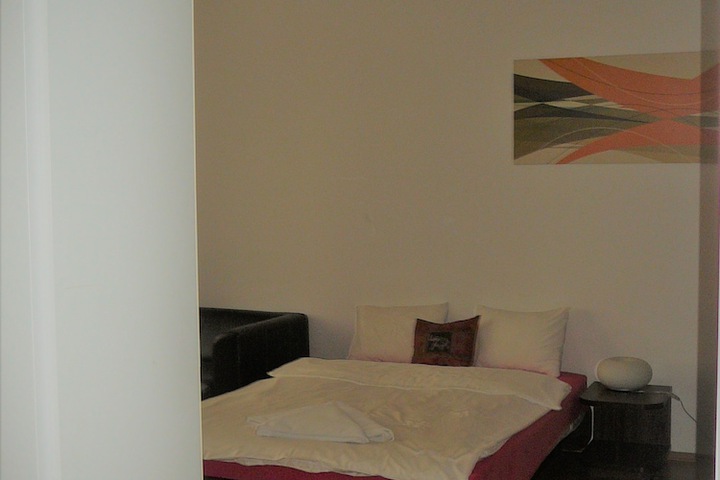 Room 15 of 60