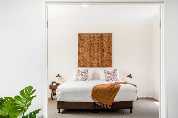 Room 10 of 65