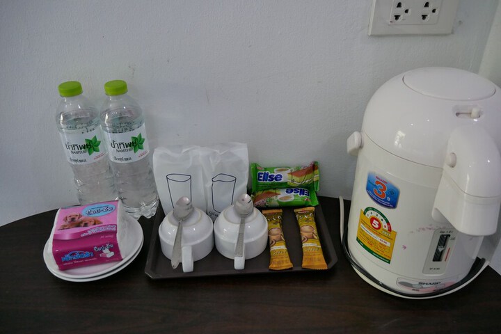 Breakfast/Coffee Service 15 of 25