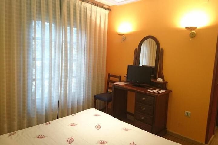 Room 15 of 34