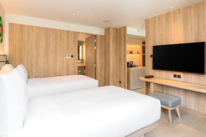 Room 20 of 205
