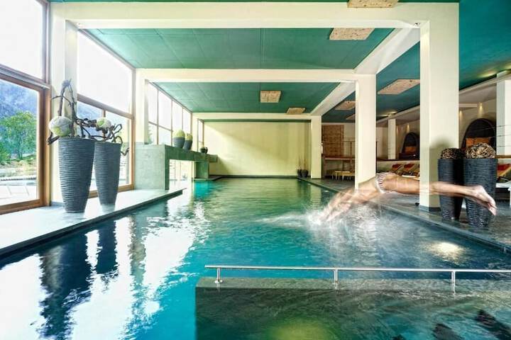 Pool 15 of 31