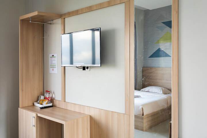 Room 44 of 78