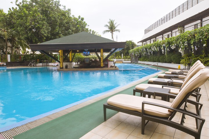 Pool 47 of 77