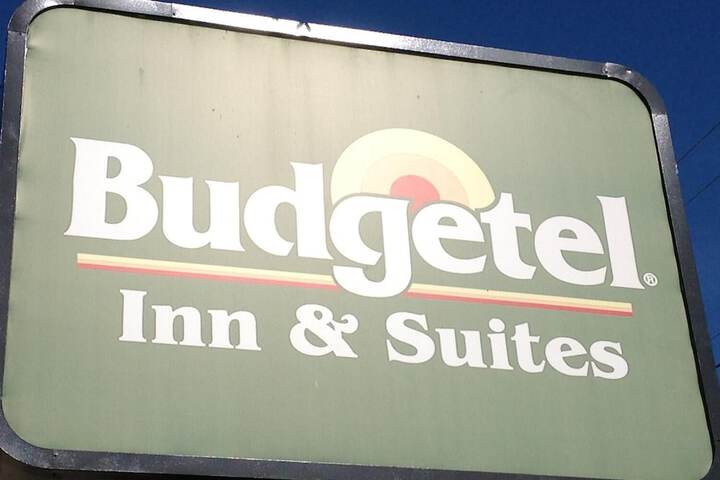 Budgetel Hearne