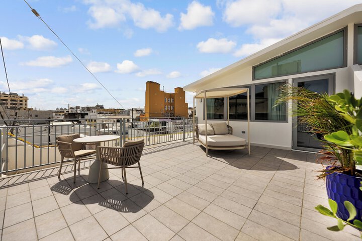 Terrace/Patio 49 of 98