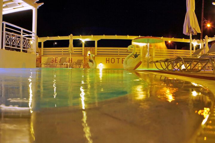 Hotel with Pool