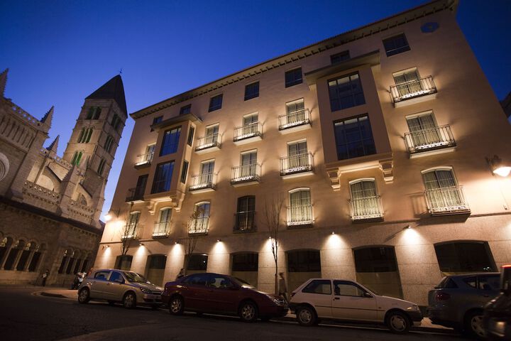 Image of Nexus Valladolid Suites & Hotel