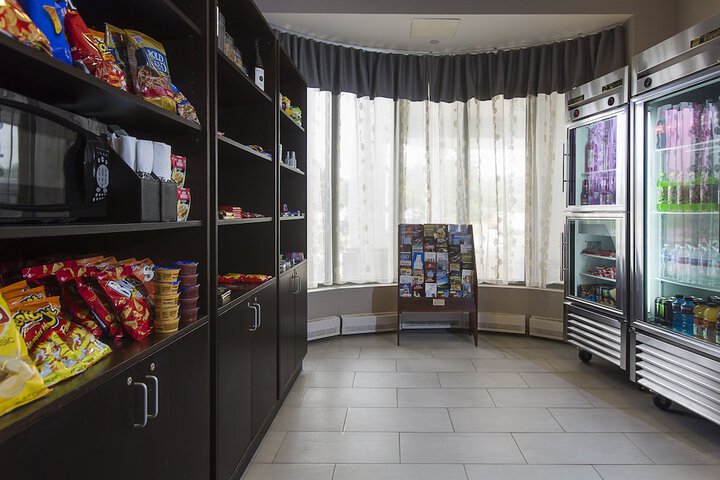 Snack bar