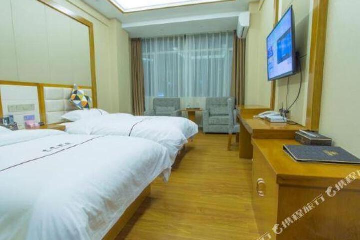 Yun Feng Hotel