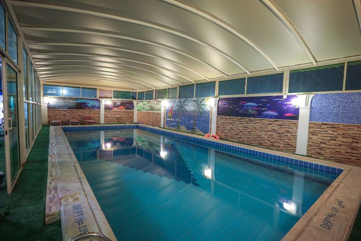 Pool 41 of 60