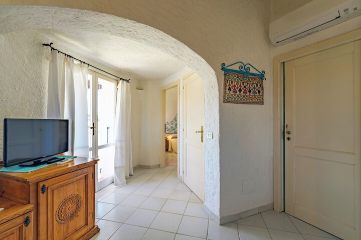 Room 34 of 164
