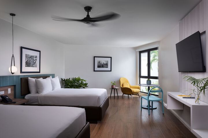 Room 4 of 14