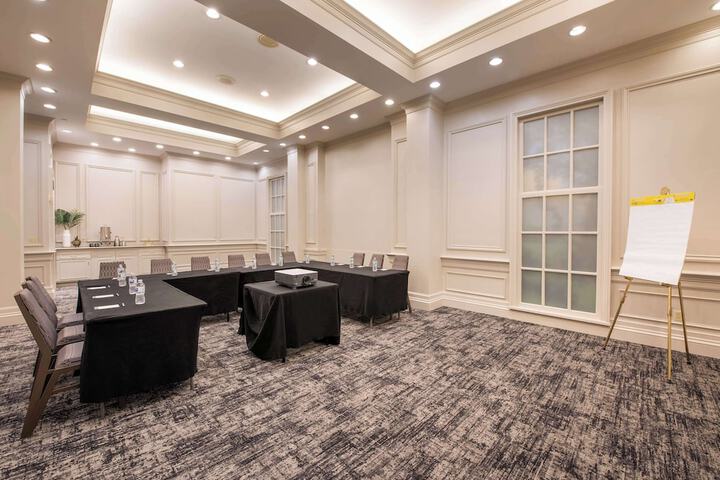 Meeting facility