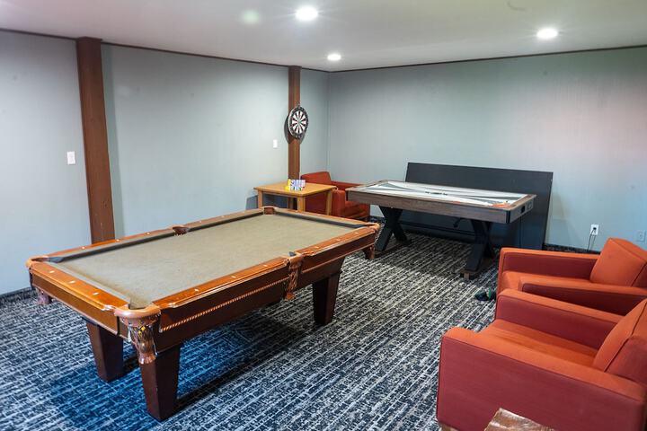 Room 280 of 293