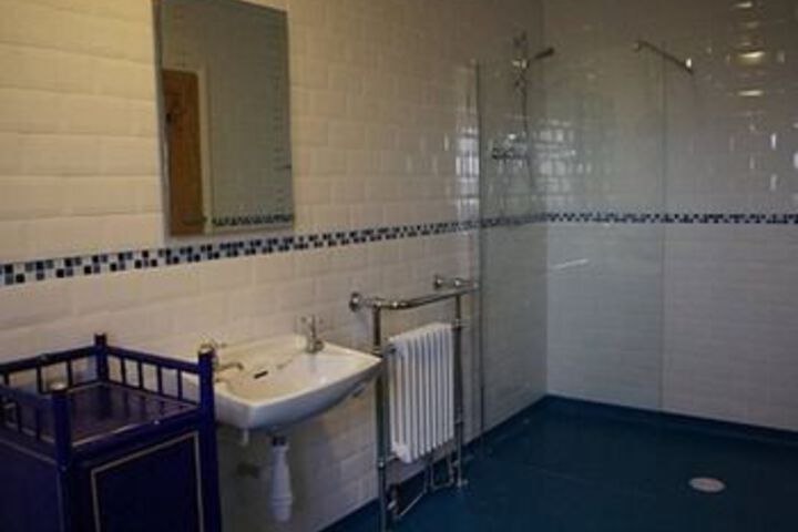 Room 2 of 15