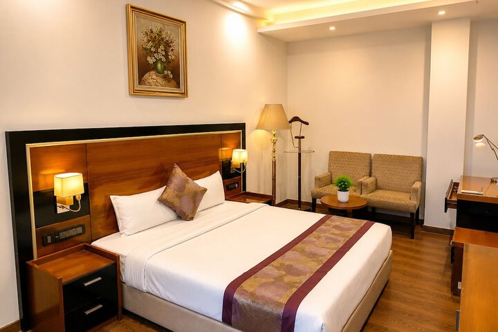 Room 18 of 22